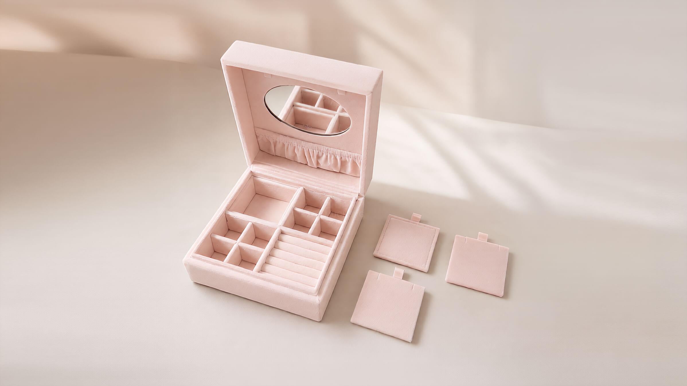 Jewelry boxes showcase